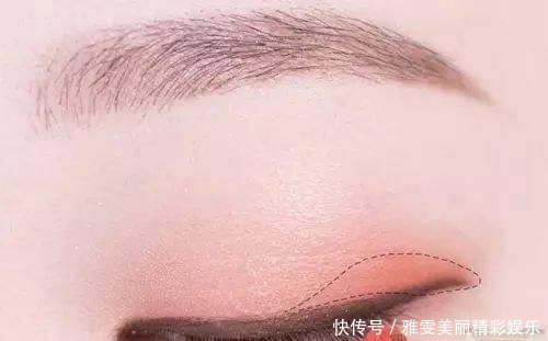 眼妆:新手怎样画一款超美超精致的眼妆?