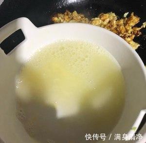  『配料』东北人爱吃的鸡蛋酱做法，做法简单配料很少即可做成