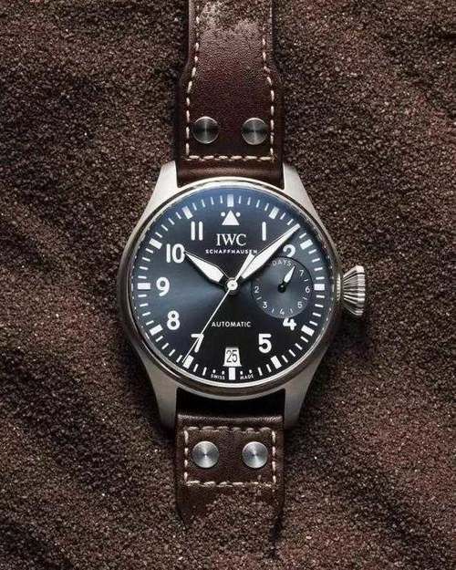  【女人】戴手表的男人，对于女人来说意味着什么？