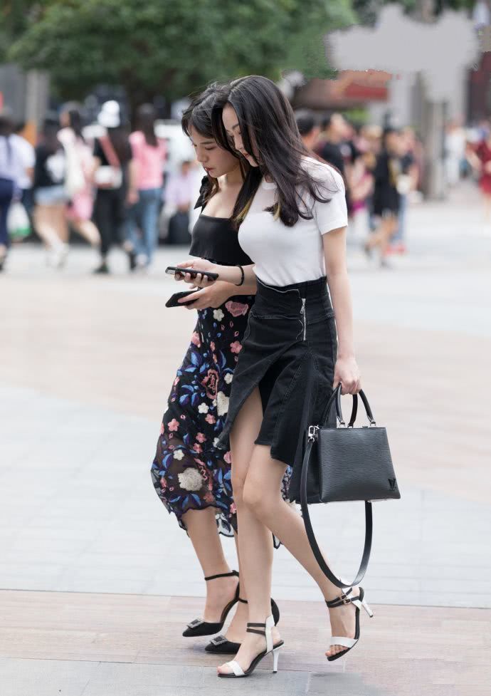 俏皮可人的小姐姐，给你不一样的美感