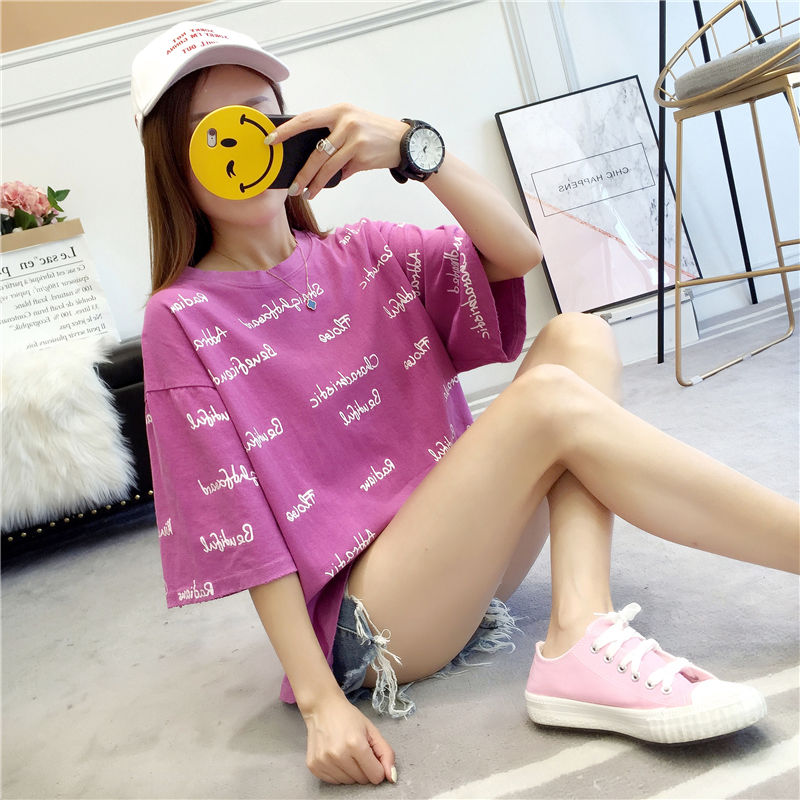 身材丰满的女人，就该穿件“流氓衫”，男人喜欢女人嫉妒