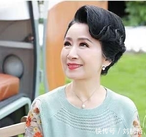  [优雅]40女人怎么穿漂亮有气质?精致的东京女人都喜欢如此穿搭春装