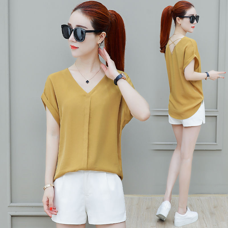 美女必备上衣,塑造纤细苗条身材,轻松捕获男人心