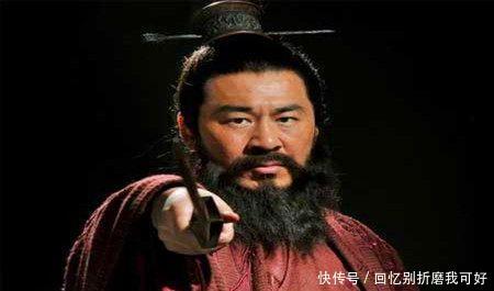  #把吕布#吕布死前怒喊10个字，曹操听后狂笑不止，刘备却非常尴尬！
