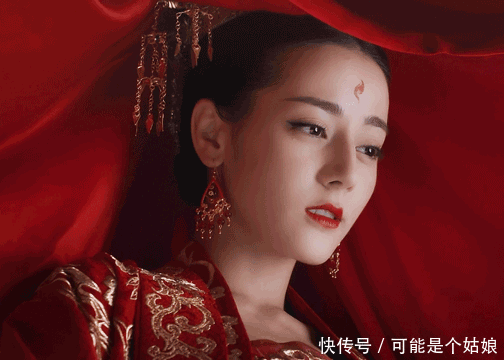  「全网」国风造型太挑人：佟丽娅杨超越惊艳全网，汤唯孟美岐却被骂爆丑