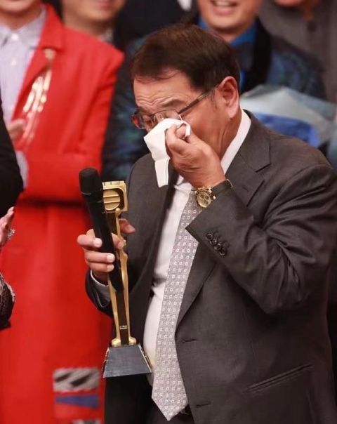 刘恺威父亲获奖