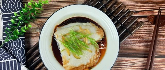 【龙利鱼】这鱼没有鱼刺,清蒸后没腥味,鱼肉鲜嫩,再贵也得买,小孩多吃点