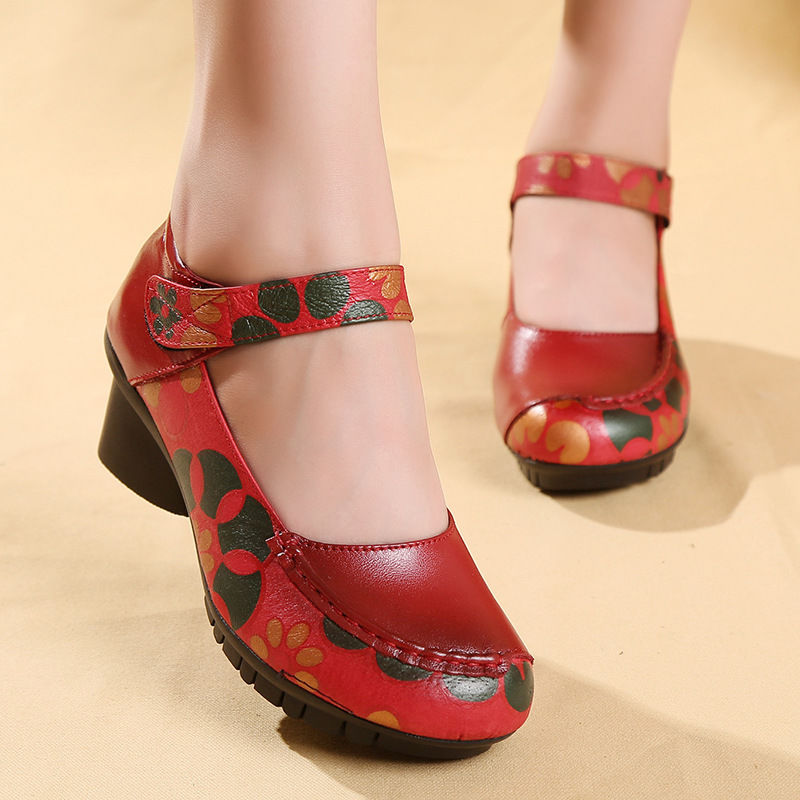 这个秋天的时髦女鞋，你只需知道这几种风格，你的鞋柜都有了吗?