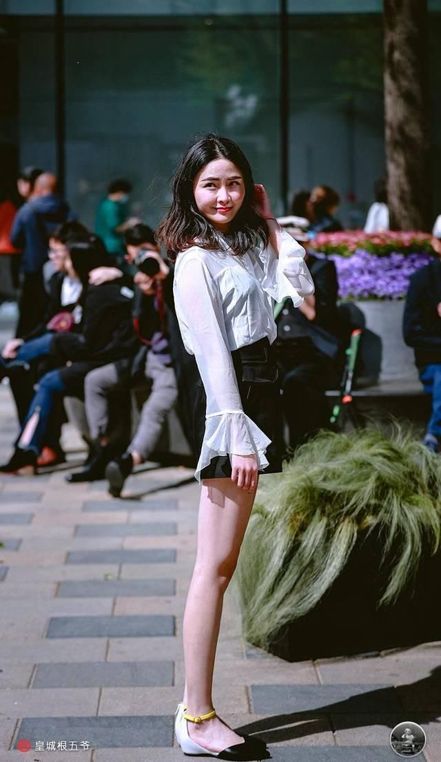  时髦：街拍：学会时尚达人们的穿衣之术，你也可以轻而易举地穿出时髦感