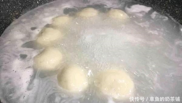 『糯米粉』“穷人的阿胶”被发现,妈妈1周吃2次,气血双补,40岁不显老