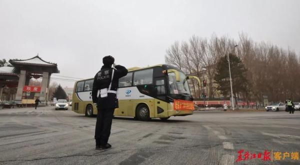  #出征#仅11小时完成集结 我省第四批驰援湖北医疗队出征