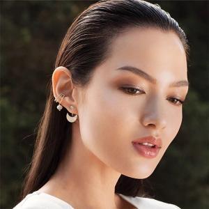 跟着《延禧攻略》学戴耳饰，今夏你最时尚