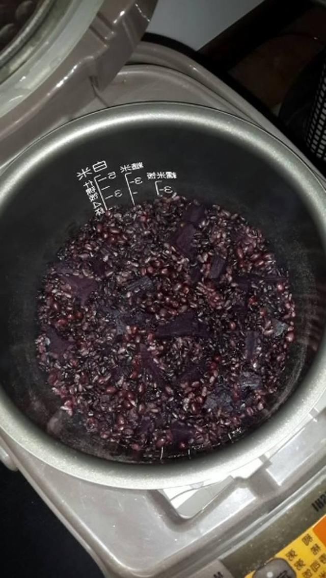 这位网友1周瘦了9斤,用的就是这个主食,第三天就见效!