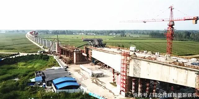  铁路线：中国一条新高铁路线重新动工，预计年底通车，5小时路程