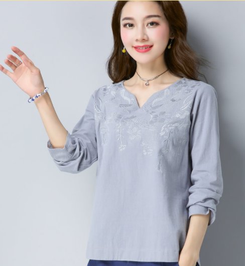 现在女人越来越会穿，棉麻衣+平底鞋，美出新高度，这才叫洋气