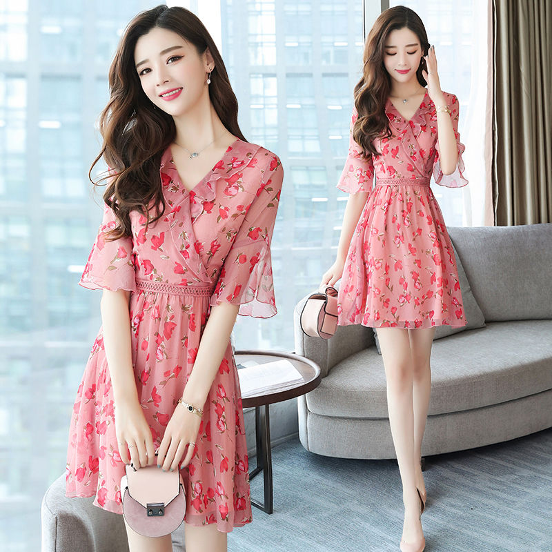 谁说丰满女人不好穿衣?学下面女人这样穿，美的倾国倾城