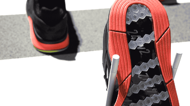 运用墨水屏技术，索尼联名New Balance打造了一双鞋