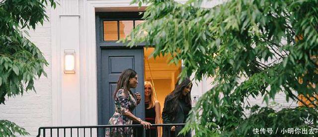 伊万卡夫妇盛情款待金卡戴珊,美貌高挑的伊万