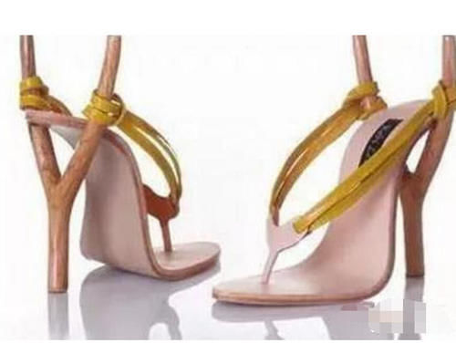 世界上最奇葩的高跟鞋，图三看着就扎脚，最后一个凡是女人都会喜