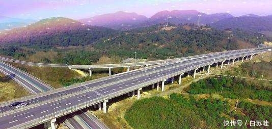 江苏将再添一条六车道高速大通道，往来的车主幸福了，开车不堵车