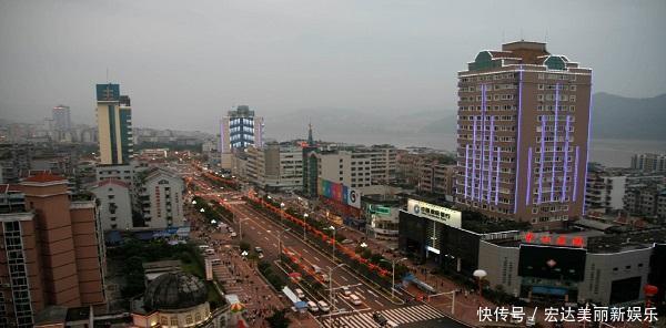 重庆最新14座贫困县