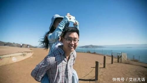 『自信』巴西超模一条腿秀身材,而这个舞蹈老师更强大,没小腿二婚也幸福