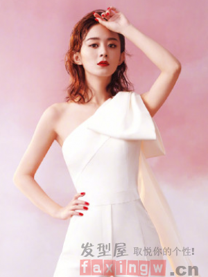 跟着时尚达人们一起染头发成为最耀眼的那道光