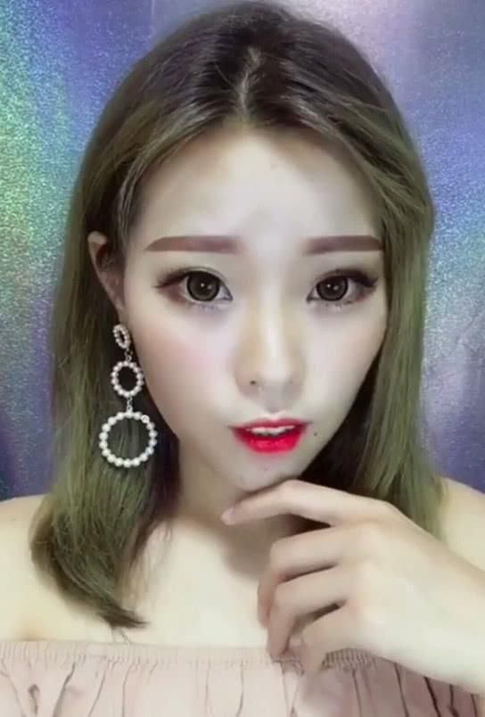 龅牙大姐要出门,一个妆容直接成了漂亮小姐姐,网友:美到爆炸!