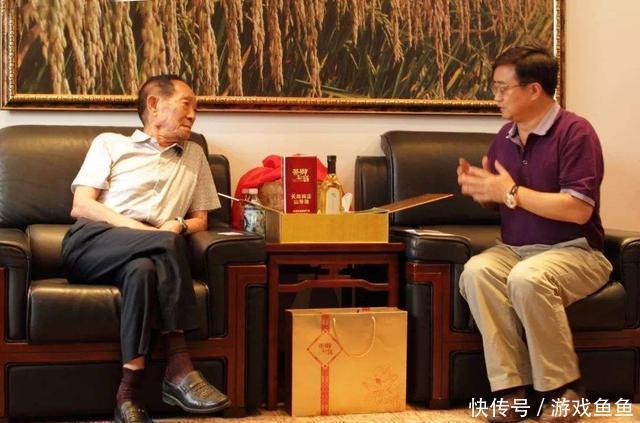  「儿子」袁隆平共有3个儿子都很有出息，其中小儿子做的事让人赞