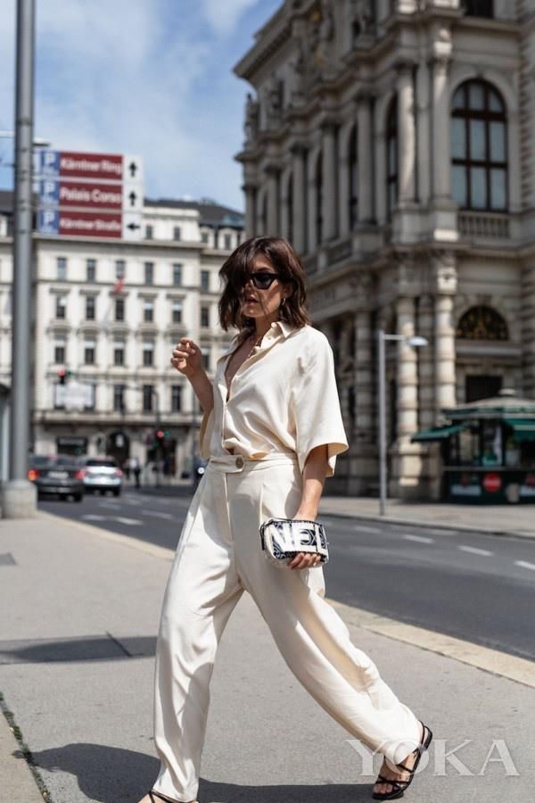 听说吴宣仪的这衣服火了？方便、舒适……买一套根本不够穿！