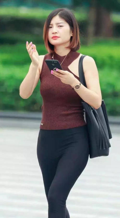 打底裤让你感觉到宁静和安逸，尽显高贵的气质