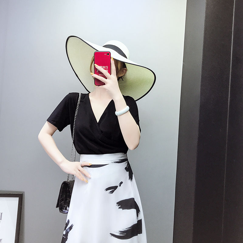 45岁老板娘从来不穿裙子,身上的套装够洋气,藏不住的女神魅力