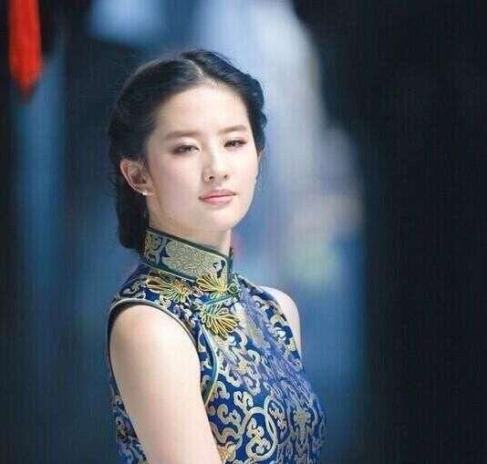  [妩媚]相比时装,她们这样穿更妩媚,最后一个有没有电到你?