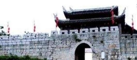 全国十大著名的4A景区，神农顶风景区不仅是国家级自然保护区