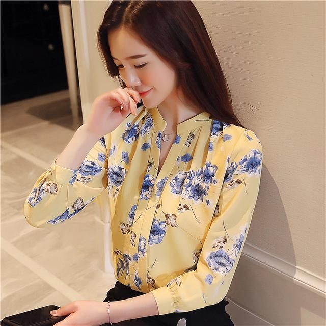 秋季别老是穿裙了！穿一件合适的小衫才合适，显瘦洋气还保暖呢