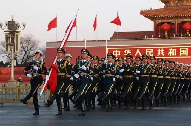 『不升』天安门国旗为什么不升到顶,只升到28.3米?答案让人自豪