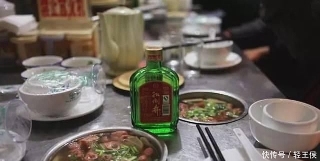  鲁菜中■来一口肥厚型爆油的山东省肥肠！hin美味！