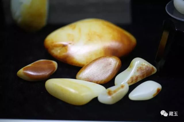 买一送一的和田玉，100块钱的籽料你要吗？