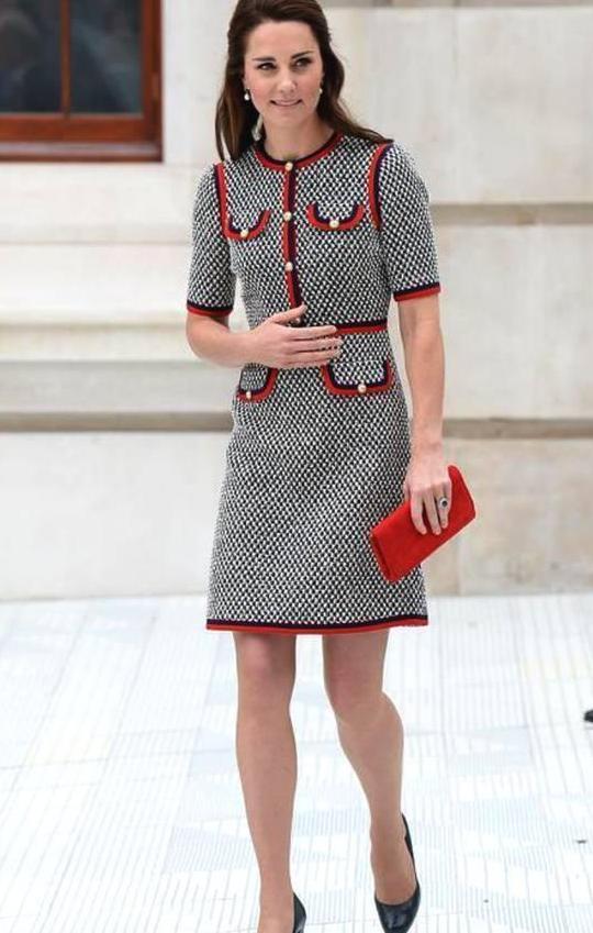 当素颜凯特王妃遇上妆容精致的杨幂, 终于知道什么是真正贵族气质