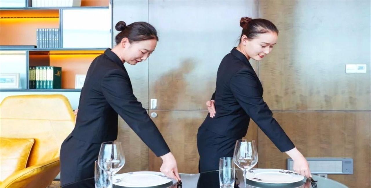 我国“最贵”的服务员，曾三次参加国宴，知道她是谁吗？