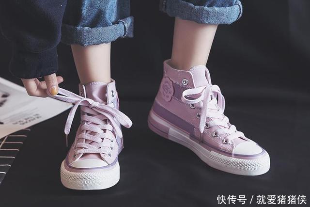 「乎人手一双」细数那些“中看不中用”的鞋子,帆布鞋上榜,最后一款是我的最爱