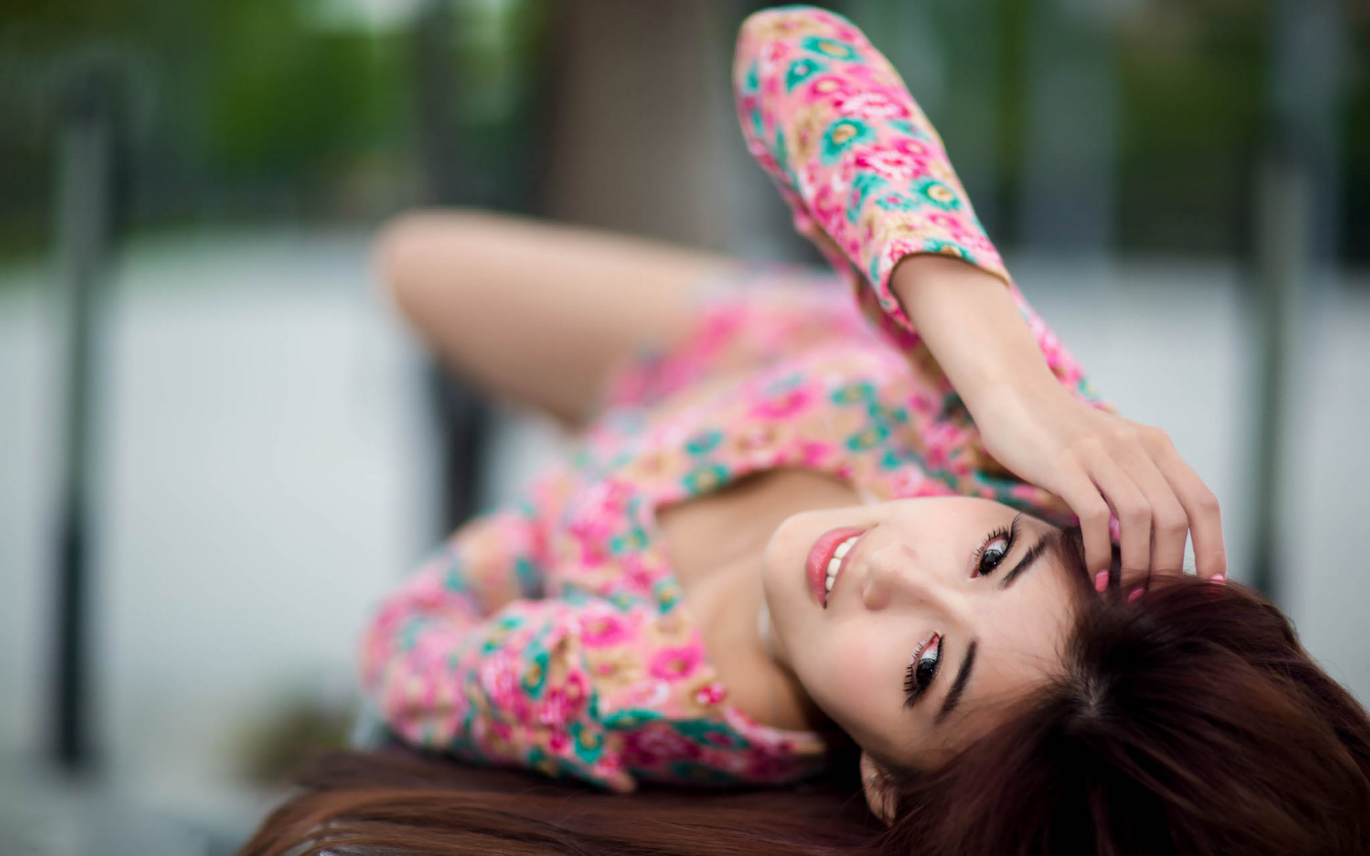 清纯碎花连衣裙美女写真