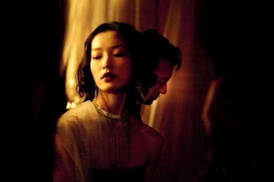 卓伟又放新消息，这次是高级脸的杜鹃，看到照片的粉丝不淡定了!