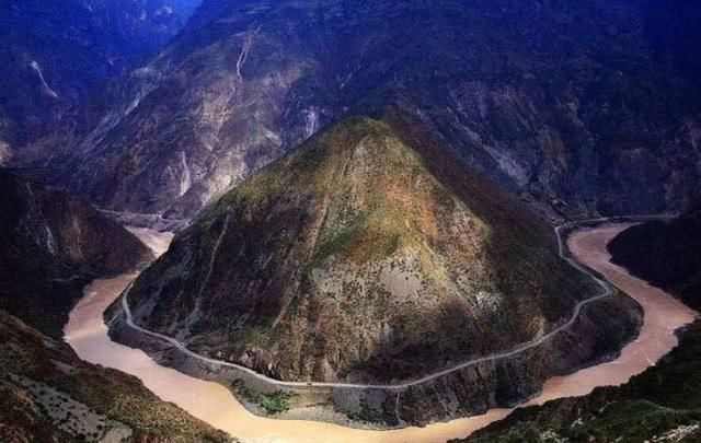 世界上最大的峡谷，长504.6公里，而且就在中国！