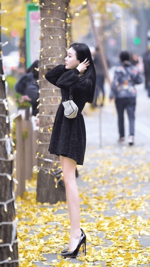 气质|街拍:不怕小姐姐不够高,就怕高挑的小姐姐还穿高跟鞋!