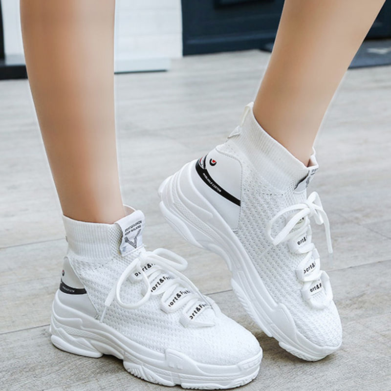 太久没运动，走路都懒得走，女人一定要给自己准备一双运动鞋