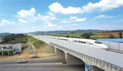  高空|中国高铁为什么采用高空架桥的方式？专家：考虑到安全和地