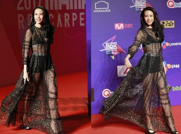 莫文蔚47岁太惊艳了！全身靠碎钻装饰遮住重点，网友：被秒到！