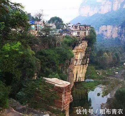 在河南省和山西交界处,古村落风景不少于5A其中隐藏着140米瀑布