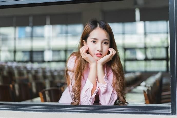 性感混血美女前凸后翘丰满迷人写真图片